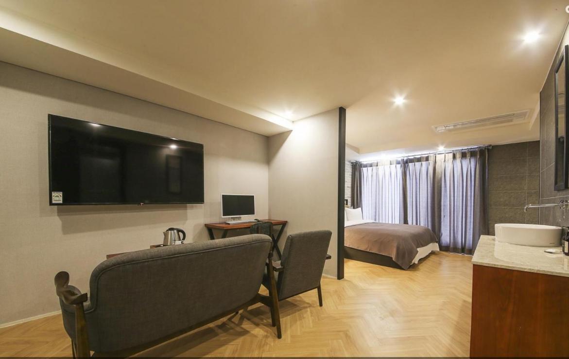 בוסאן Brown Dot Hotel Gwangan Beach מראה חיצוני תמונה